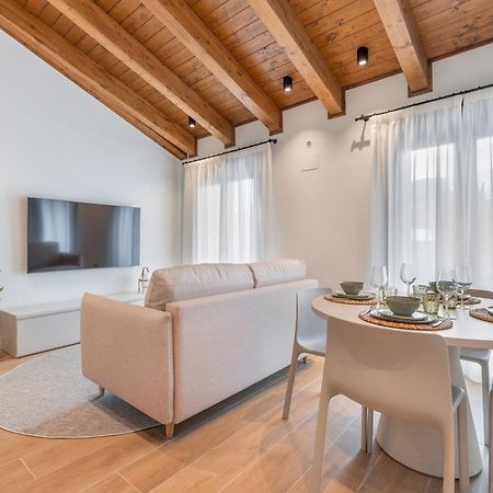 Casa Lambda Lägenhet Jaca Exteriör bild